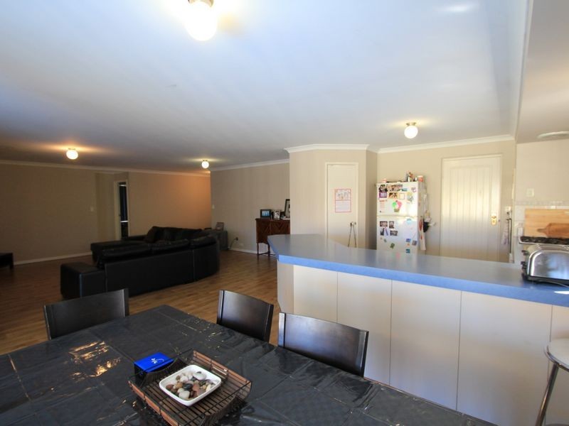 6 Tranby Way, Bertram WA 6167