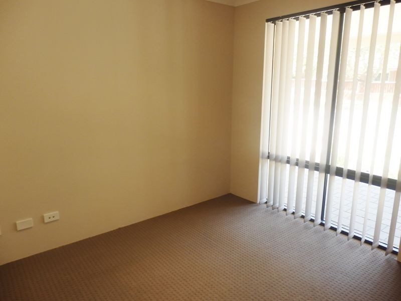 2C Atkinson Road, Medina WA 6167