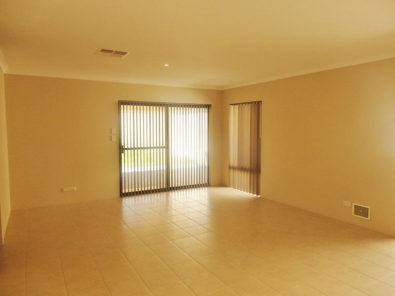 2C Atkinson Road, Medina WA 6167