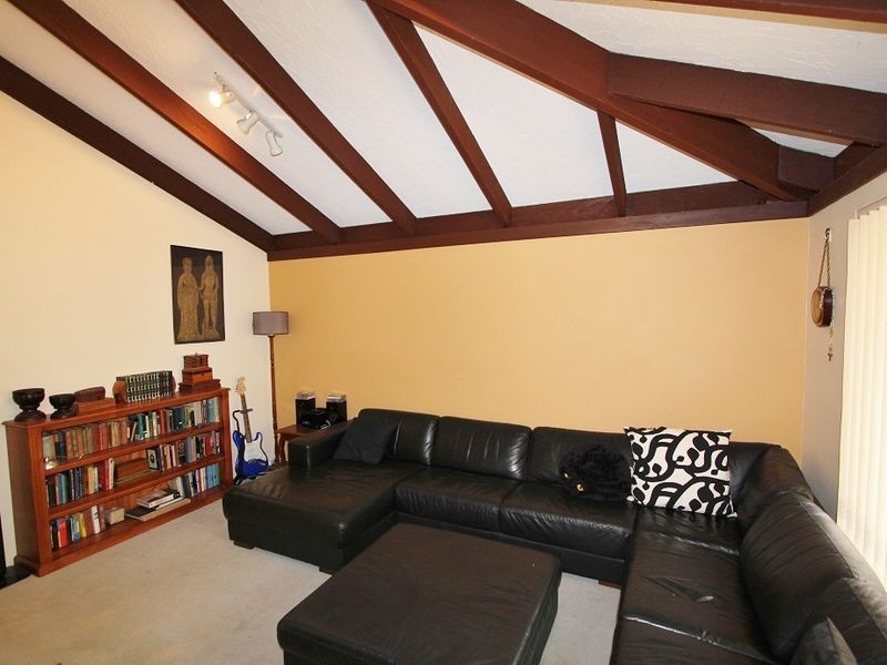 43 Whitebread Way, Leda WA 6170