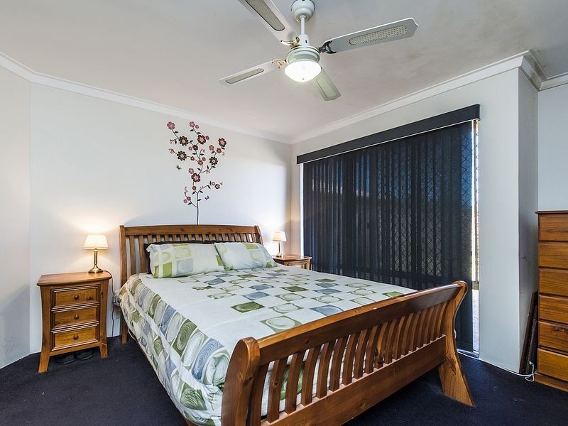 9 Perriam Close, Parmelia WA 6167