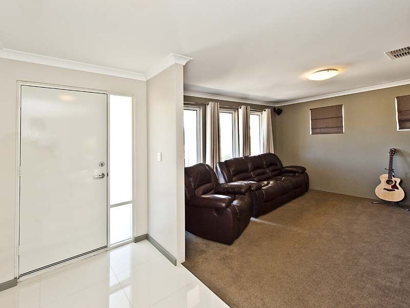 82 Price Parkway, Bertram WA 6167