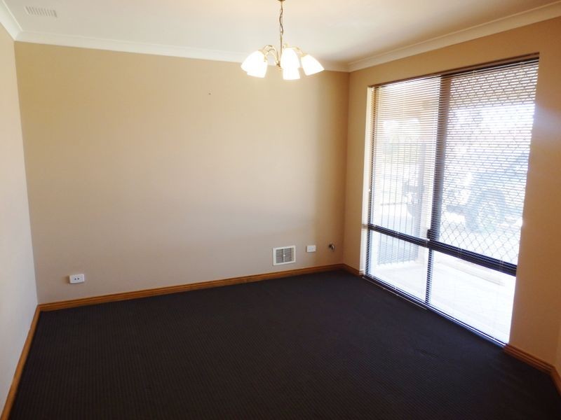 23 Lincoln Mews, Orelia WA 6167