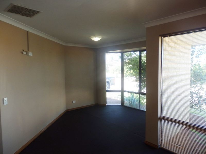 23 Lincoln Mews, Orelia WA 6167