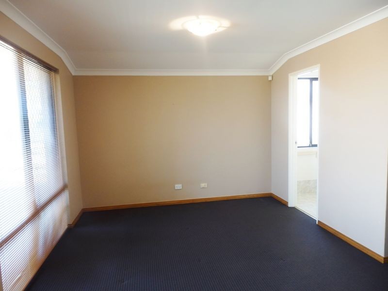 23 Lincoln Mews, Orelia WA 6167