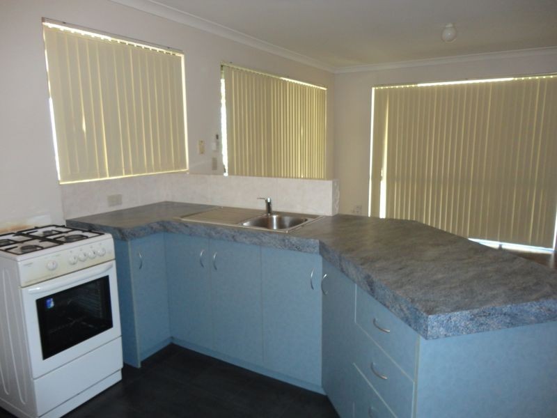 39 Heylmore Road, Medina WA 6167