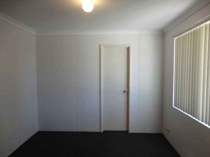 39 Heylmore Road, Medina WA 6167