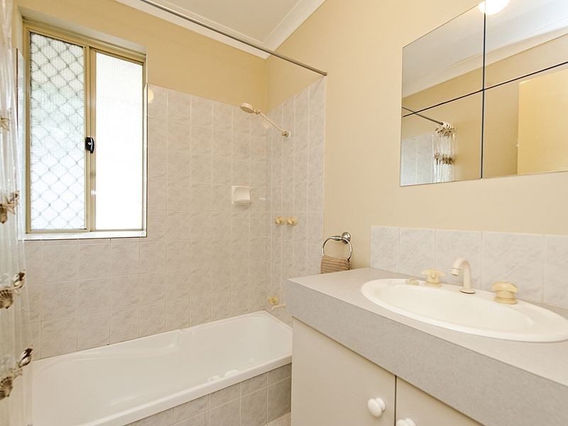 22 Brandon Mews, Parmelia WA 6167