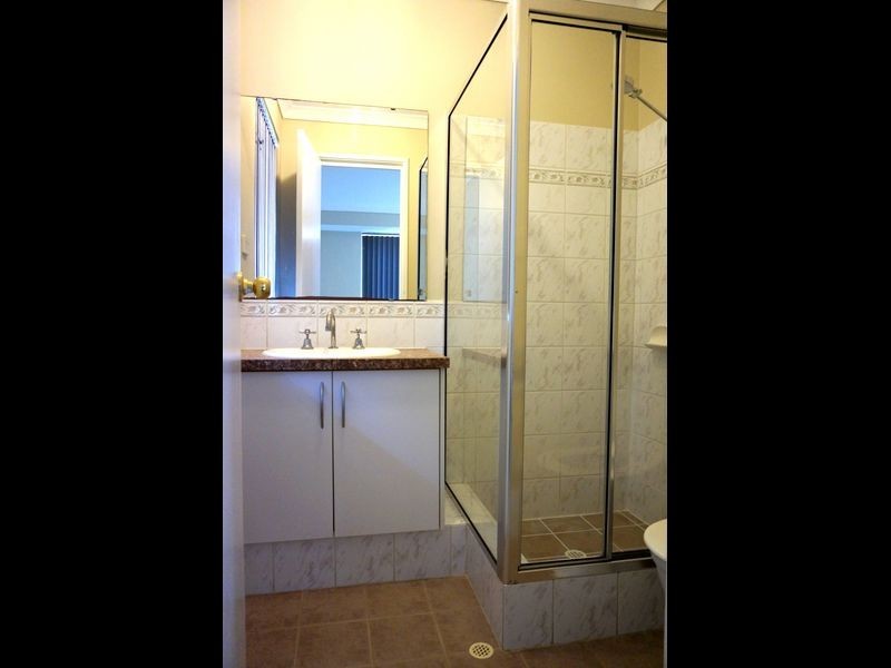 122 Runnymede Gate, Wellard WA 6170