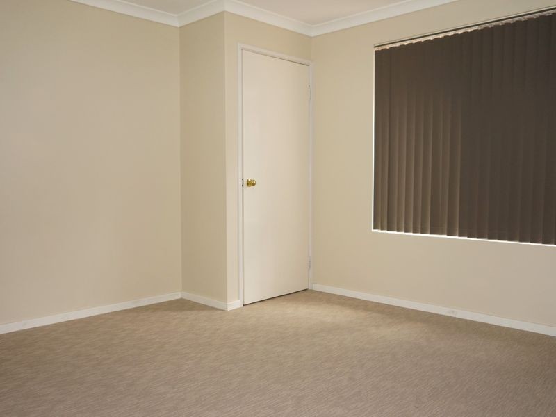 122 Runnymede Gate, Wellard WA 6170