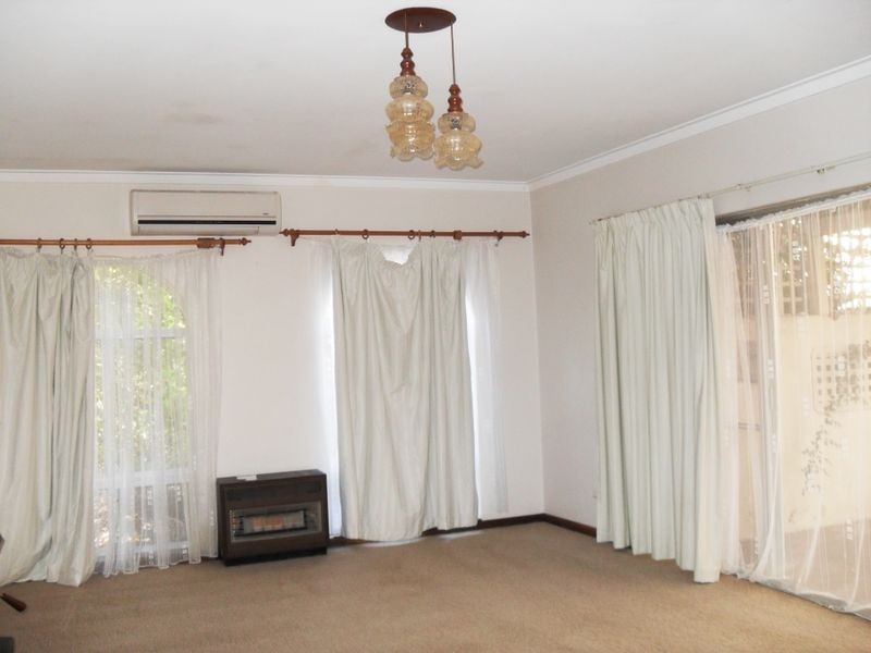 12 June Road, Safety Bay WA 6169