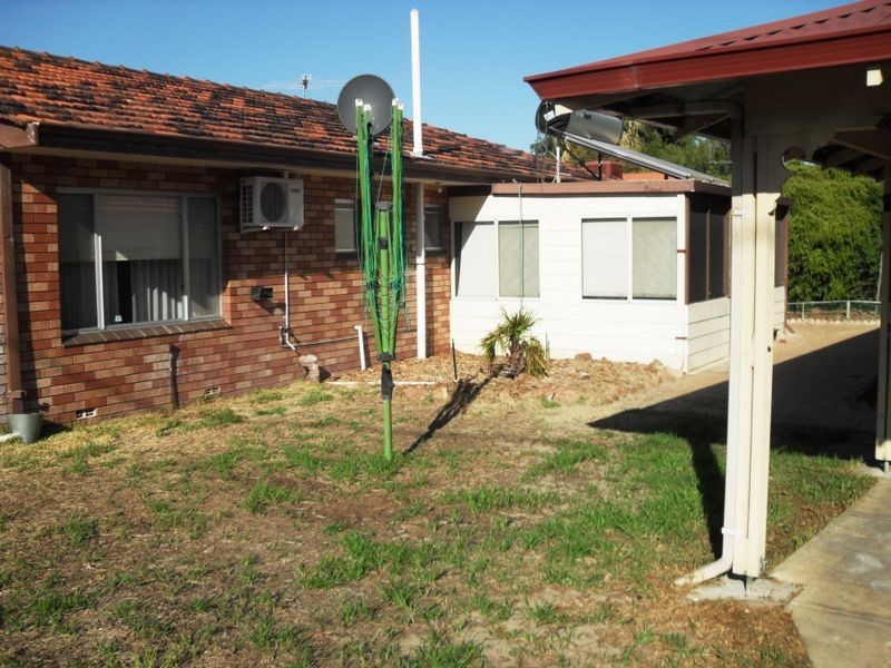 12 June Road, Safety Bay WA 6169