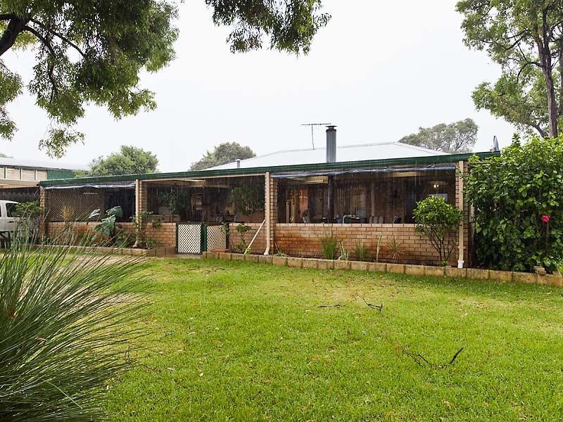 22 Riley Street, Leda WA 6170