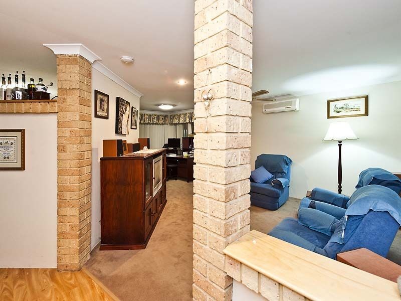 22 Riley Street, Leda WA 6170