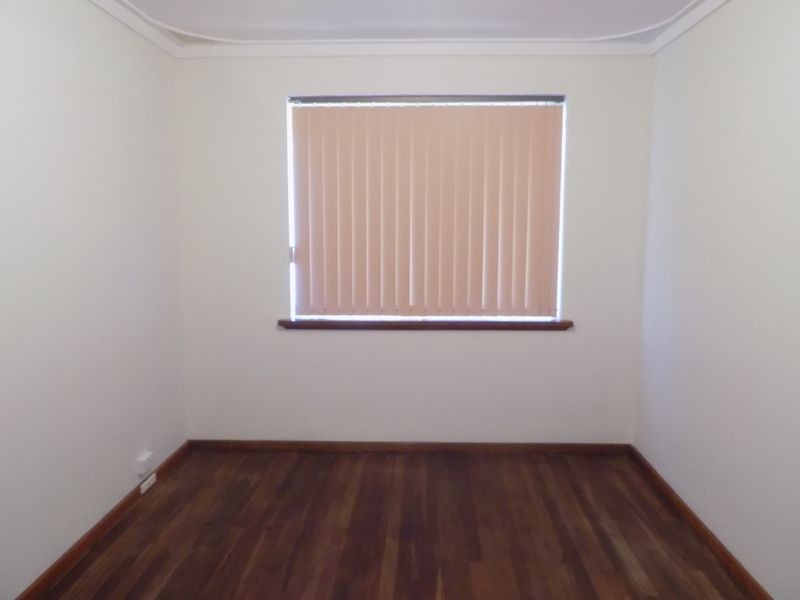 1 Robert Place, Calista WA 6167