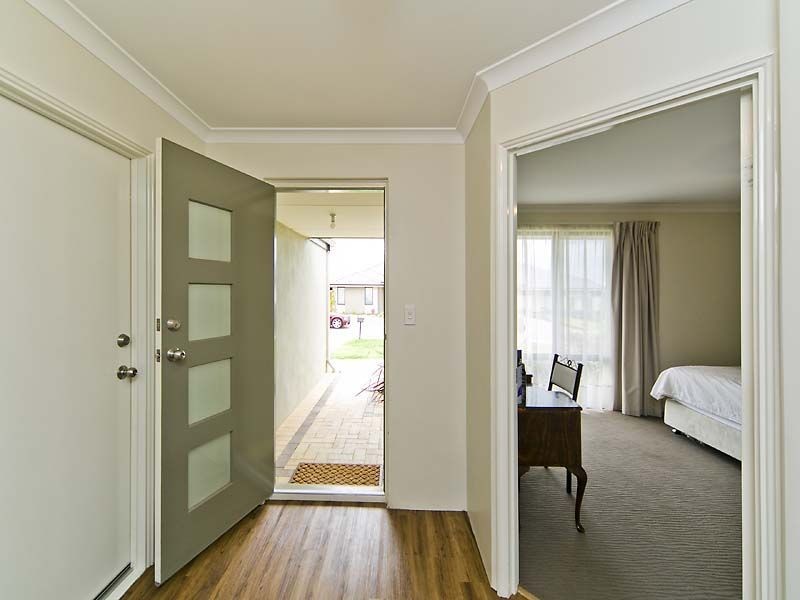 3 Garnet Way, Wellard WA 6170