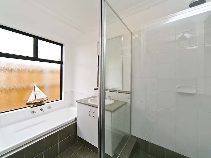 3 Garnet Way, Wellard WA 6170