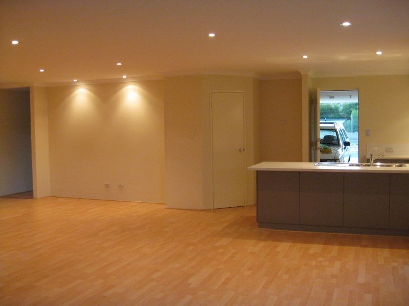 42 Beauchamp Loop, Wellard WA 6170