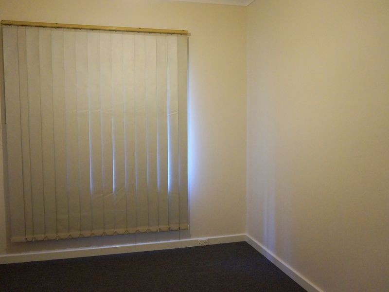 9 Kenton Way, Calista WA 6167