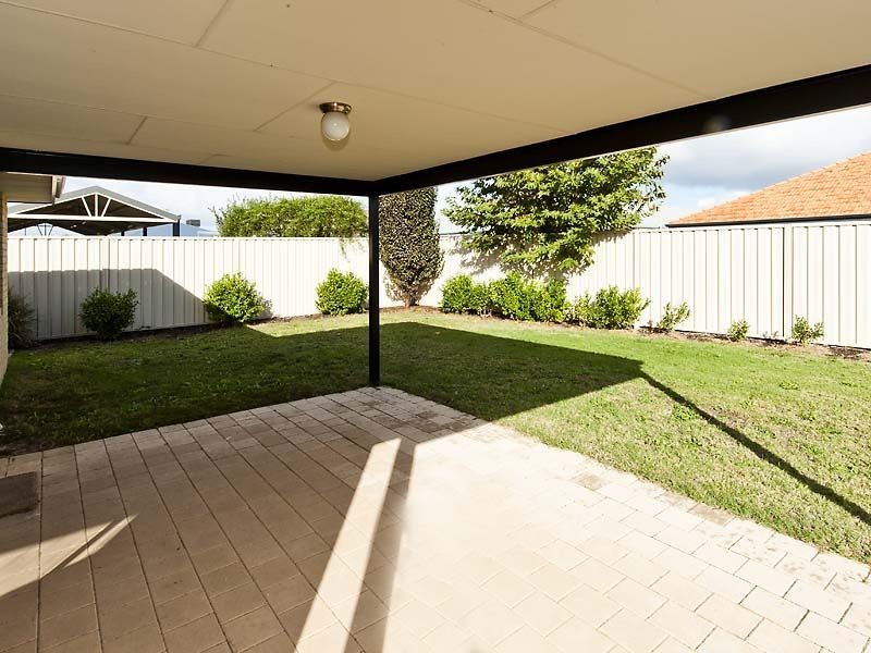 4 Greenbrook Way, Bertram WA 6167