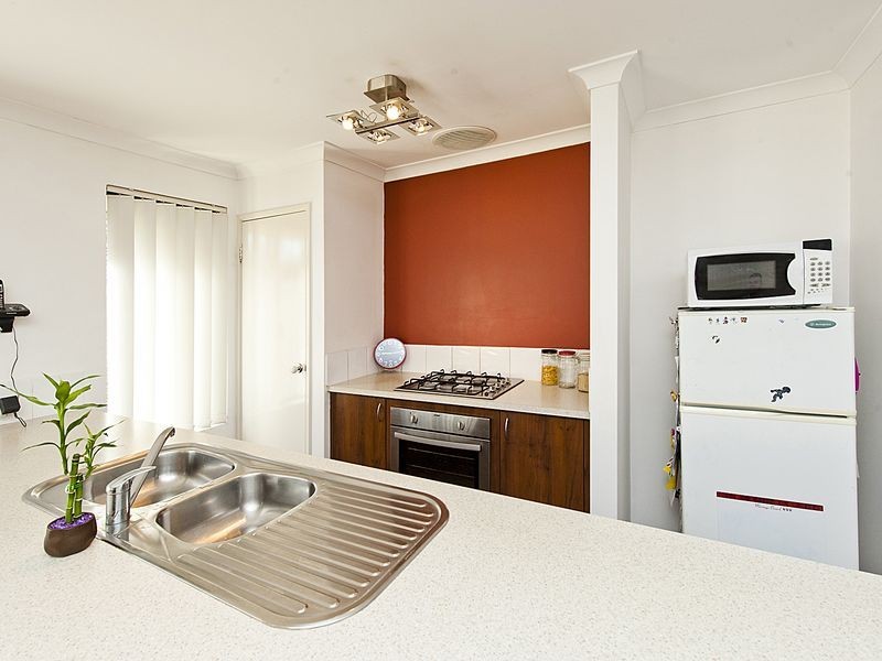 4 Greenbrook Way, Bertram WA 6167