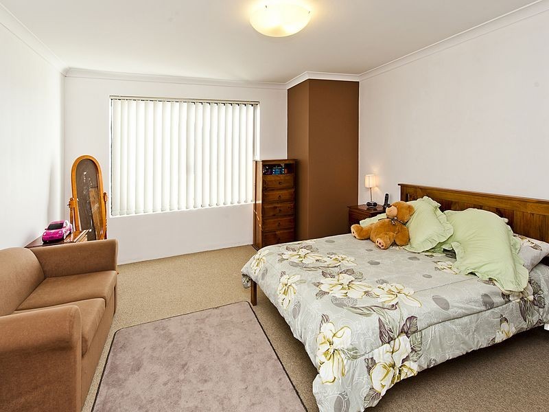 4 Greenbrook Way, Bertram WA 6167