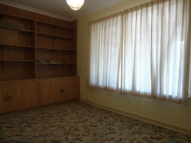 38 Edmund Way, Calista WA 6167