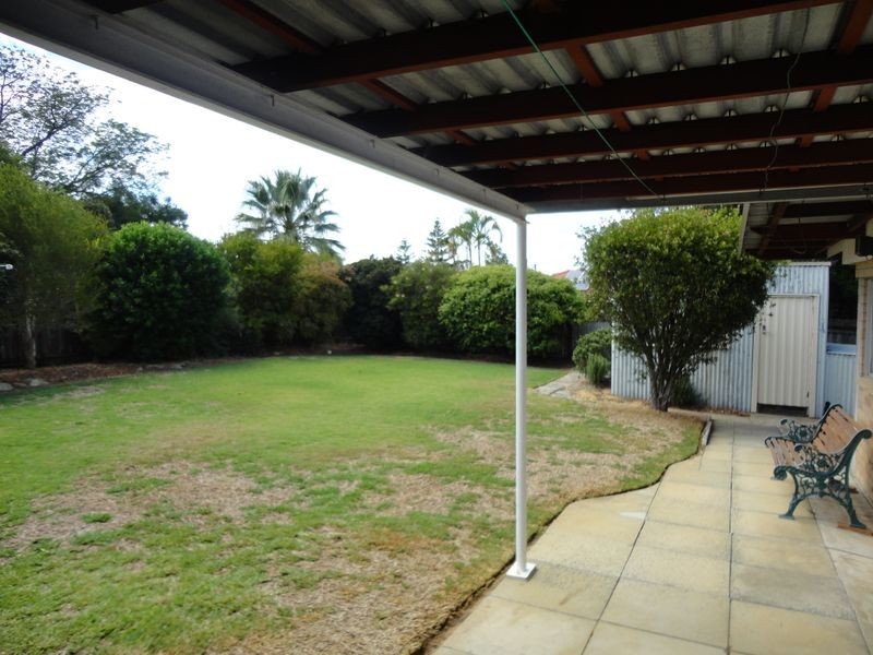 38 Edmund Way, Calista WA 6167