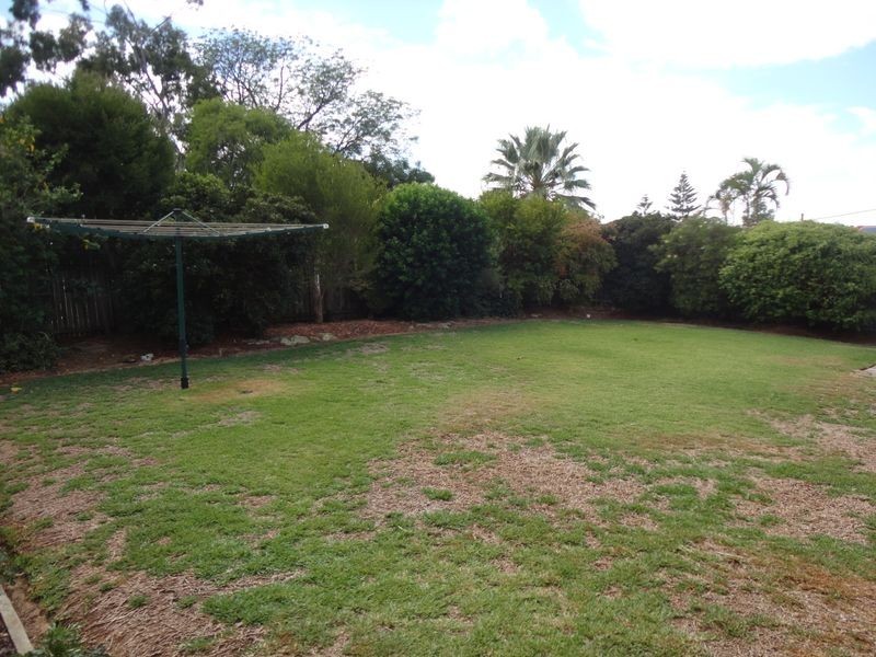 38 Edmund Way, Calista WA 6167