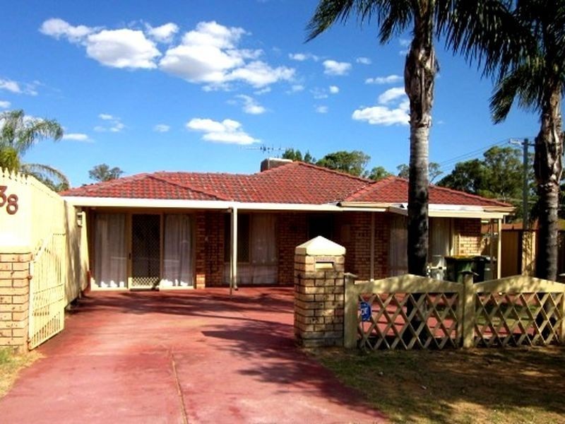 38 Skottowe Pkwy, Parmelia WA 6167