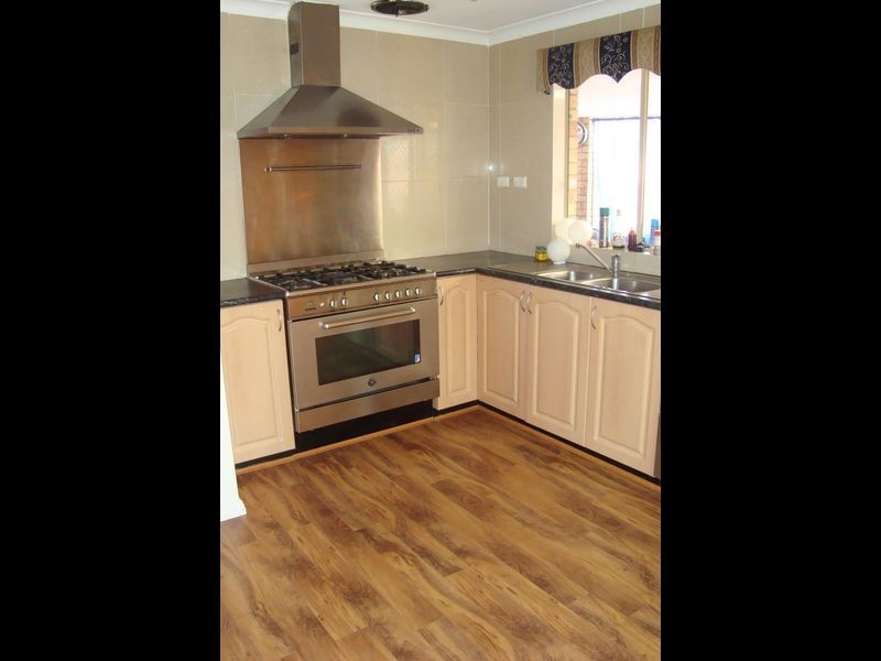 38 Skottowe Pkwy, Parmelia WA 6167