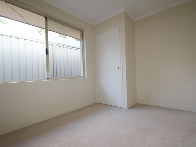 6 Charvil Mews, Wellard WA 6170