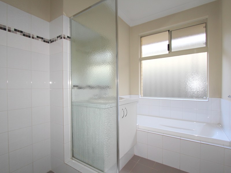 6 Charvil Mews, Wellard WA 6170