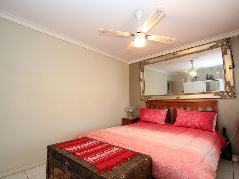 34 Hefron Way, Parmelia WA 6167
