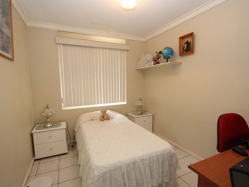 34 Hefron Way, Parmelia WA 6167