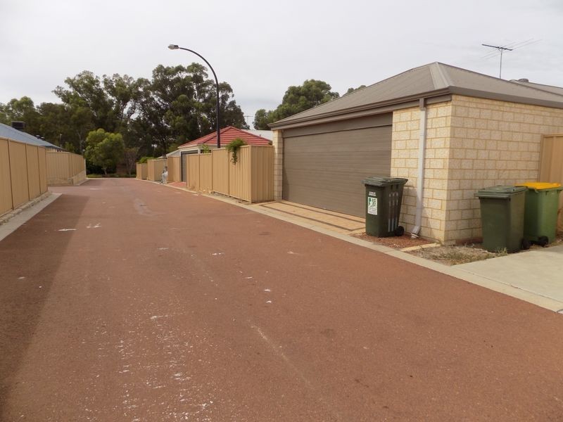 8 Camborne Approach, Bertram WA 6167