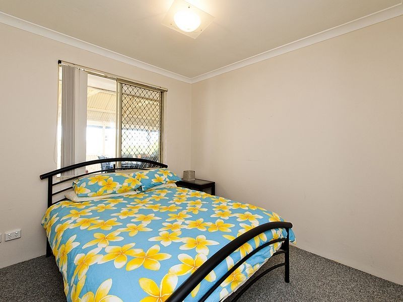 12 Blackboy Rise, Parmelia WA 6167