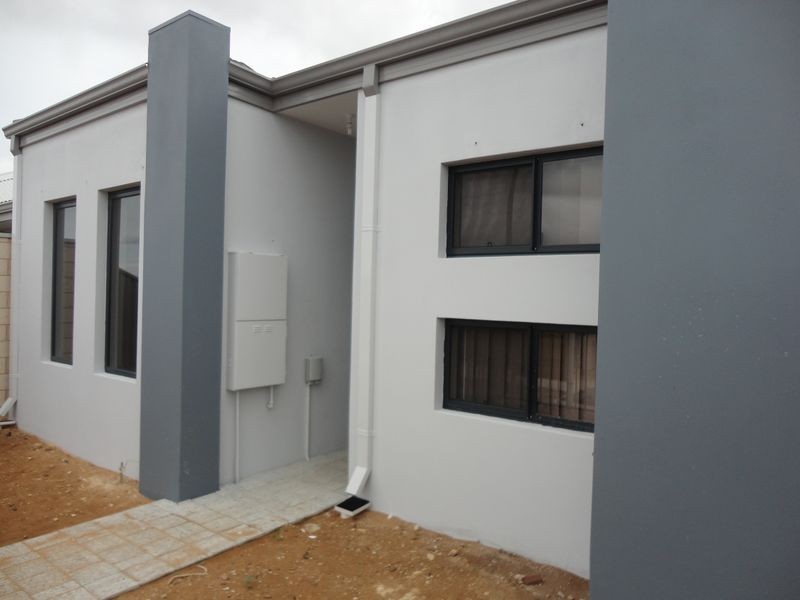 68 Ryhill Crescent, Wellard WA 6170