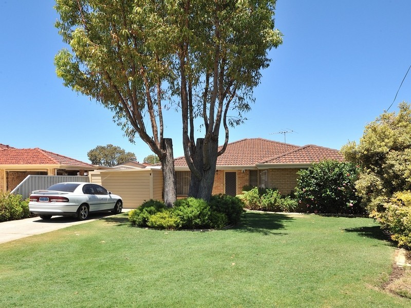 5 Lacey Court, Parmelia WA 6167