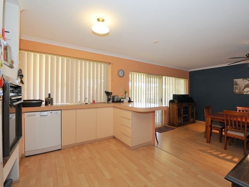 5 Lacey Court, Parmelia WA 6167