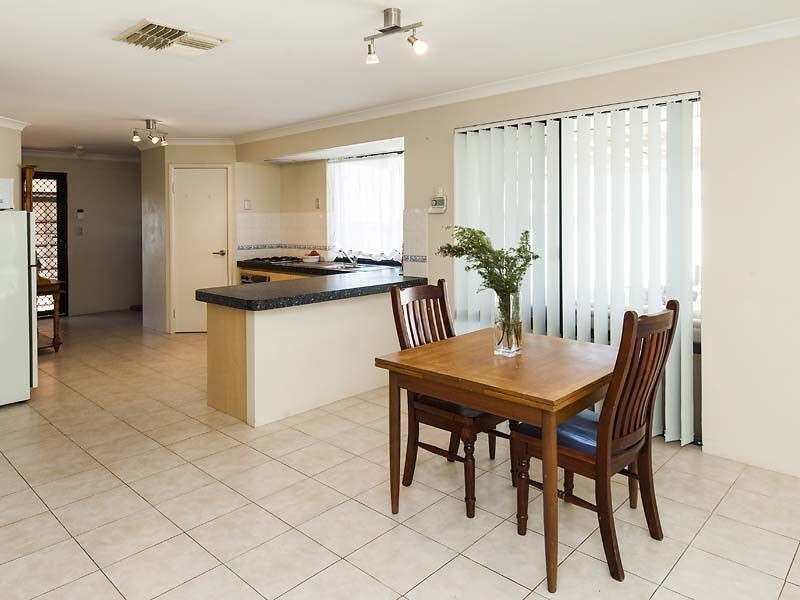 82 Warner Road, Parmelia WA 6167