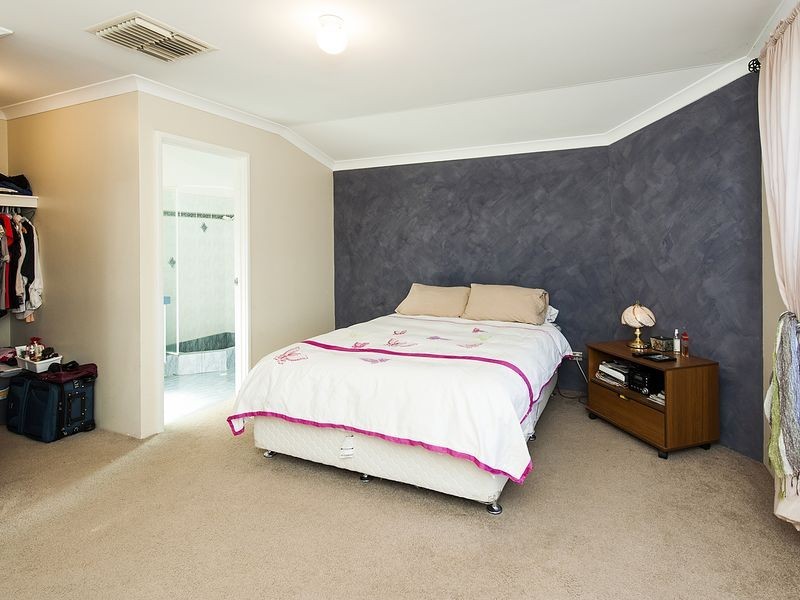 82 Warner Road, Parmelia WA 6167