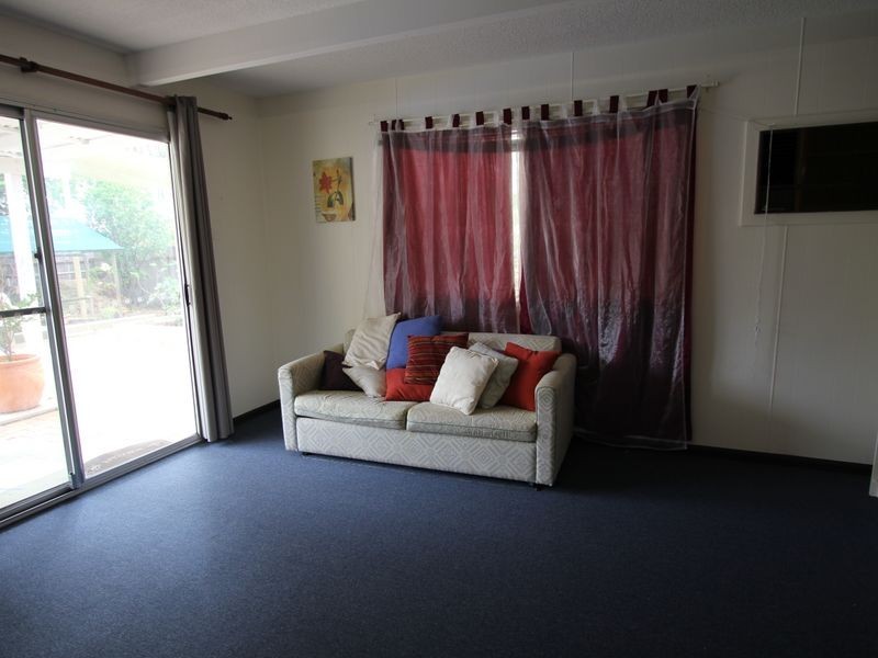 57 Sicklemore Road, Parmelia WA 6167