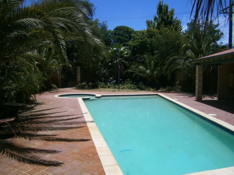 Unit 12/13 Dowling Place, Orelia WA 6167