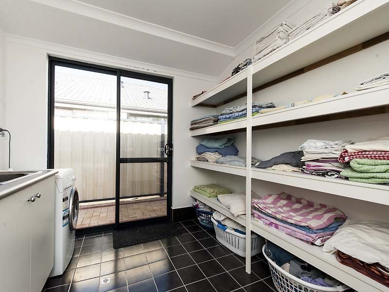 21 Shannon Pass, Bertram WA 6167