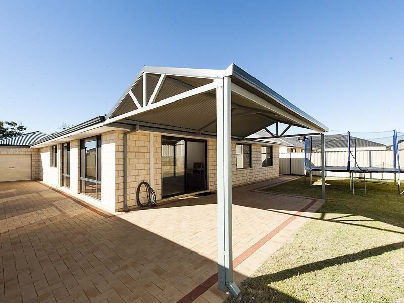 21 Shannon Pass, Bertram WA 6167