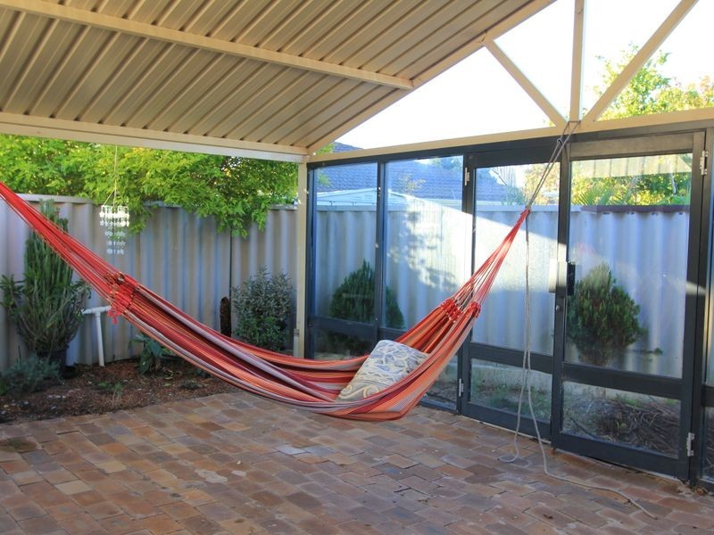 13 Silver Grove, Warnbro WA 6169