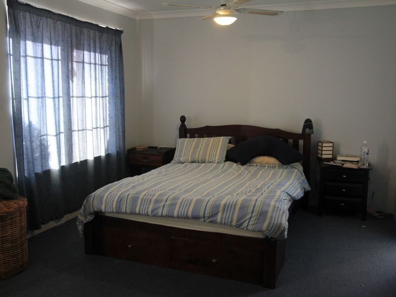 13 Silver Grove, Warnbro WA 6169