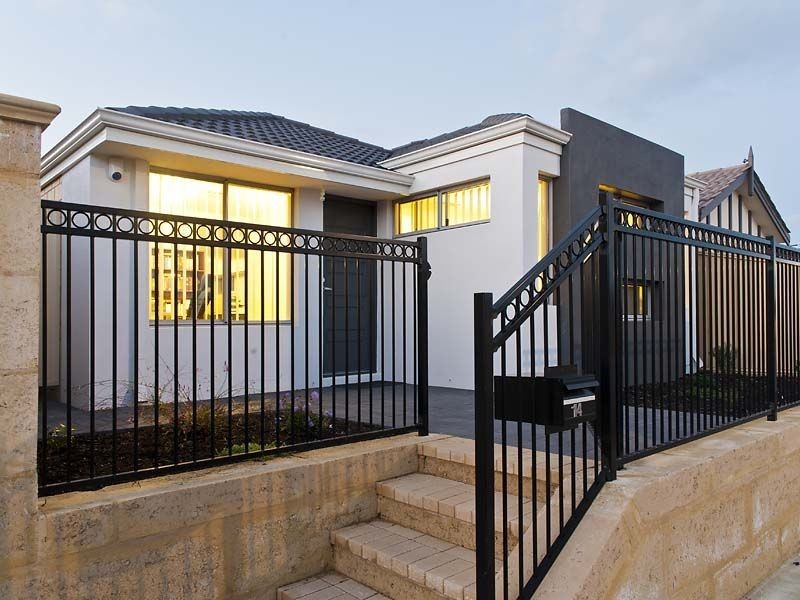 14 Darton Loop, Bertram WA 6167