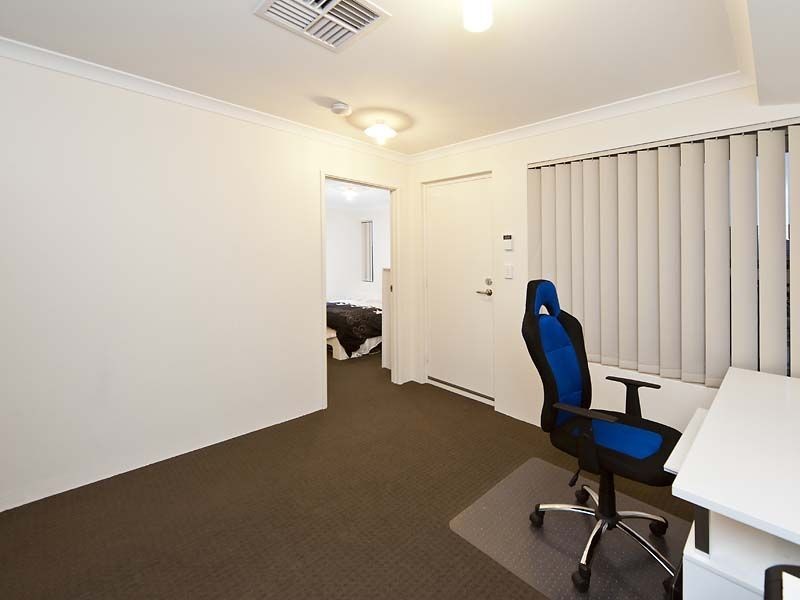 14 Darton Loop, Bertram WA 6167